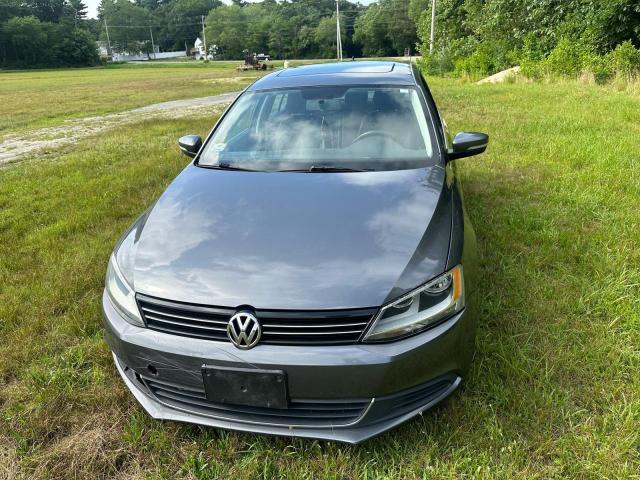 2014 VOLKSWAGEN JETTA SE, 